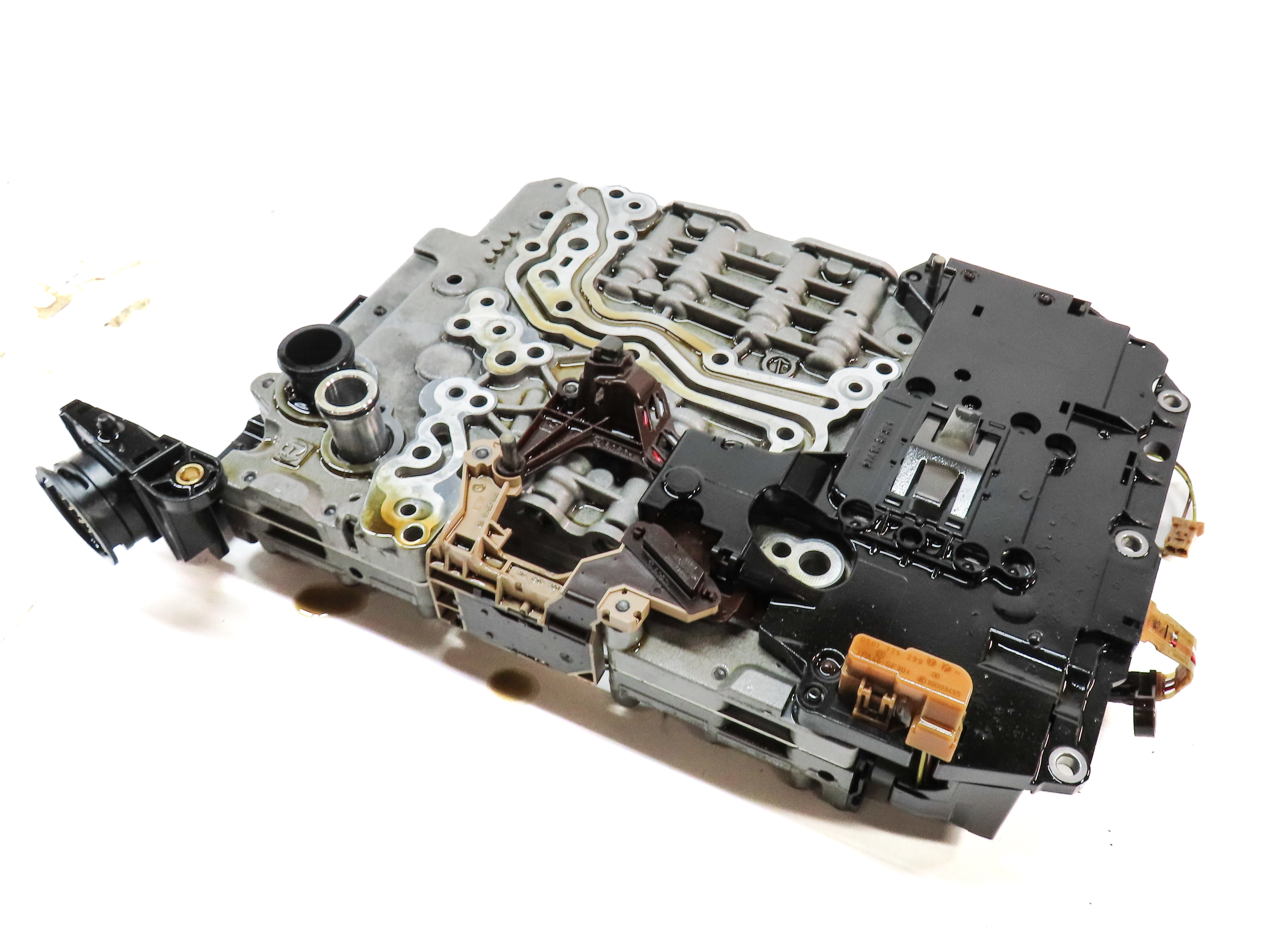 2013-2015 AUDI A6 A7 (C7 4G8) 3.0L AWD QUATTRO AUTOMATIC TRANSMISSION VALVE BODY — exact item pictured
